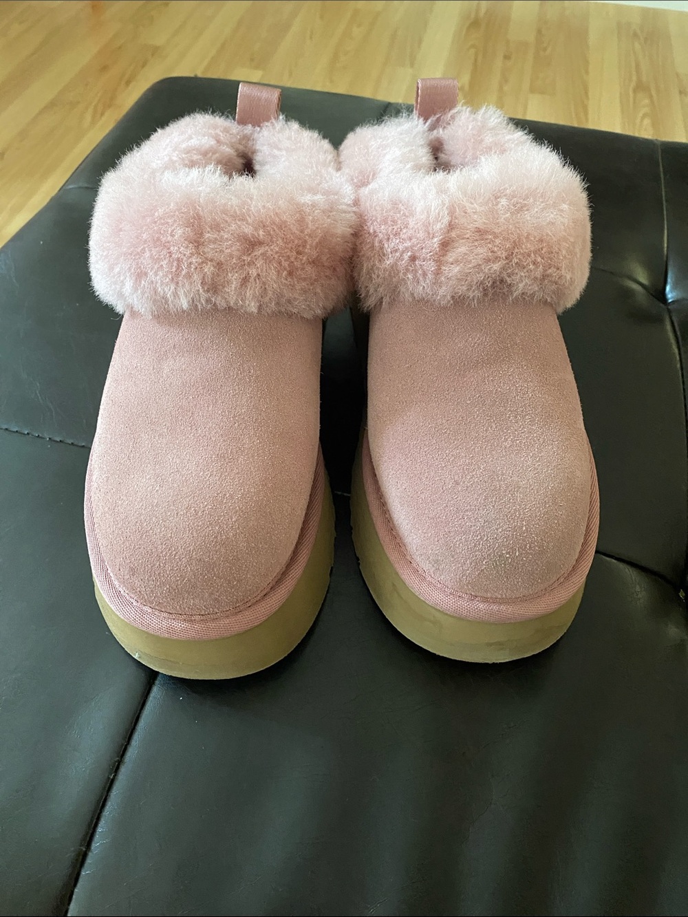 UGG Tazzelle Pink Dawn Suede Shearling Collar Slippers size 6 - Picture 3 of 6
